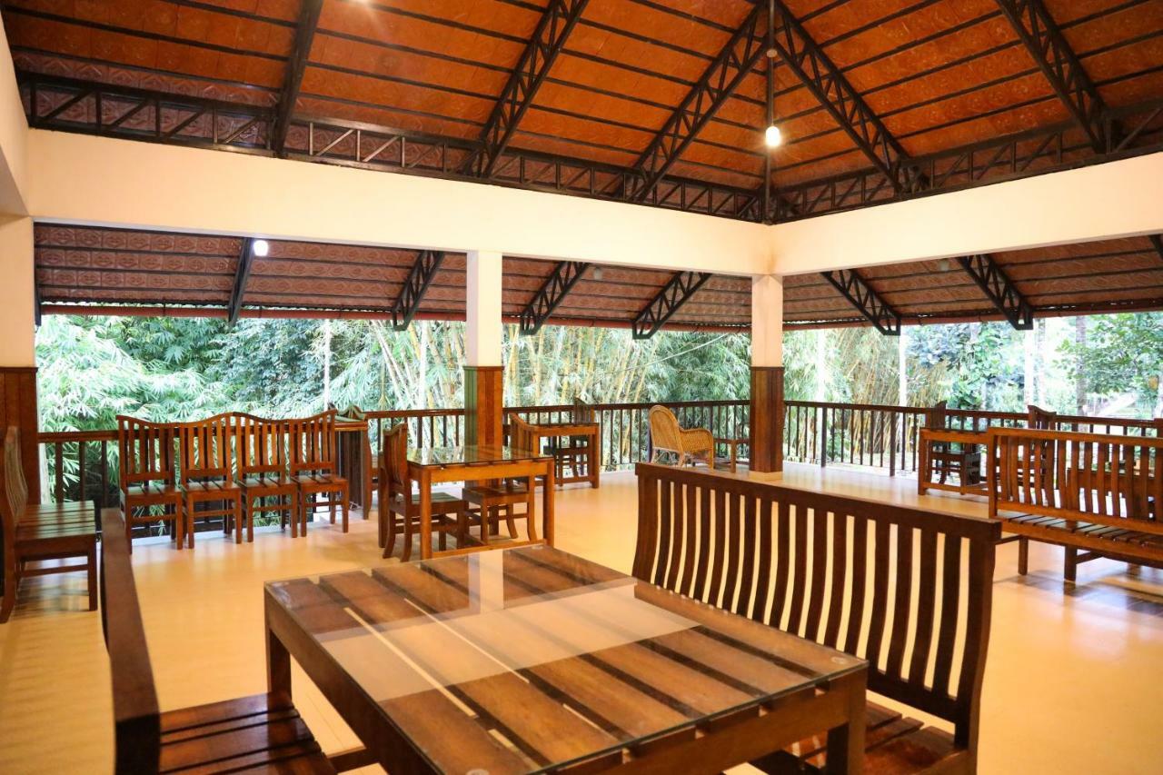 Bamboo Creek Resort Vaduvanchal Bagian luar foto