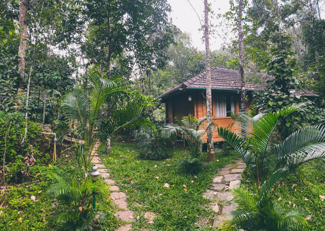 Bamboo Creek Resort Vaduvanchal Bagian luar foto